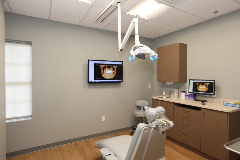 Operating room at {PRACTICE_NAME}